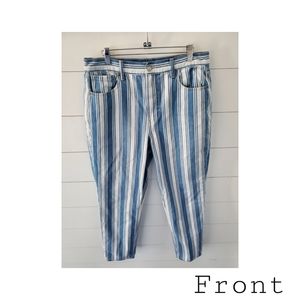 American Eagle Striped Mom Jeans